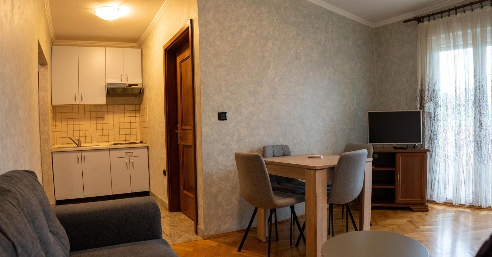 Apartments Villa Marta オパティヤ エクステリア 写真